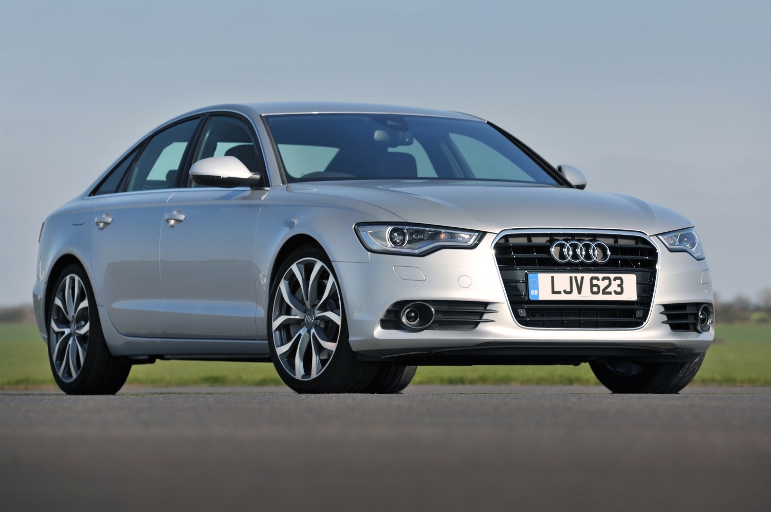 Audi A6 2014–2018 – Eksterior (para)